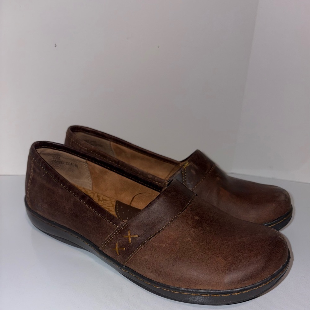 Women’s BOC Brown Leather Slip-On Shoes